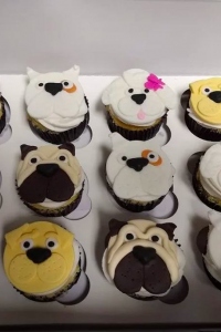 dogs cupcakes